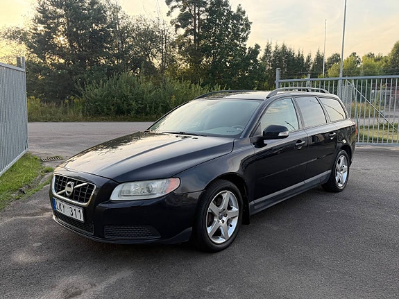 Volvo V70 4 of 8