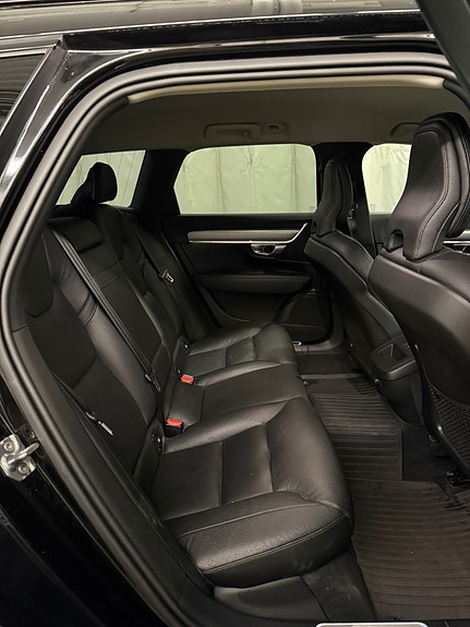 Volvo V90 5 of 8