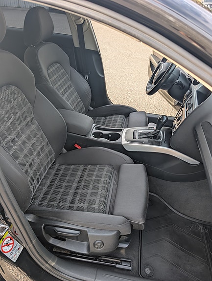 Audi A4 12 of 15