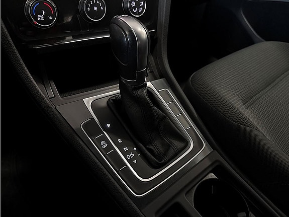 Volkswagen Golf I 17 of 19