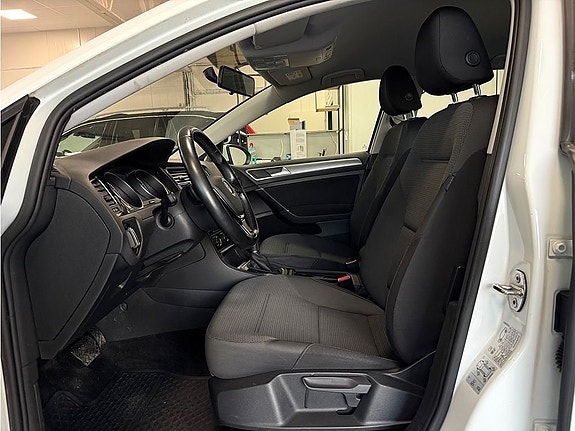 Volkswagen Golf I 3 of 19