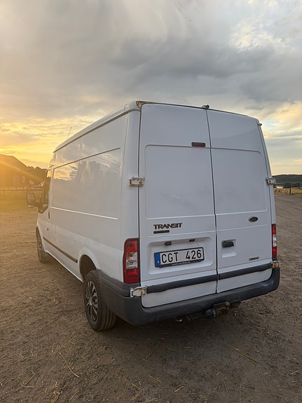 Ford Transit 5 of 8