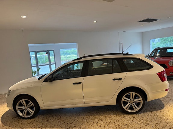 Skoda Octavia 5 of 6