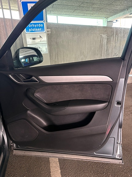 Audi Q3 16 of 19
