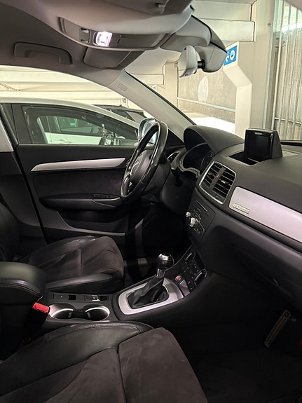 Audi Q3 13 of 19