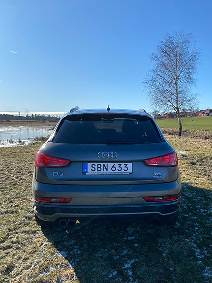 Audi Q3 6 of 19