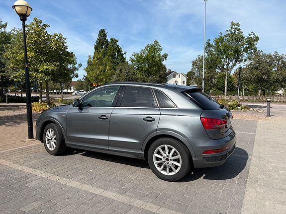Audi Q3 4 of 19