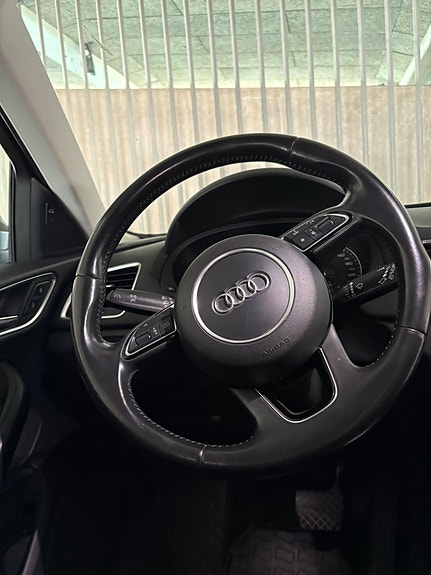 Audi Q3 14 of 19