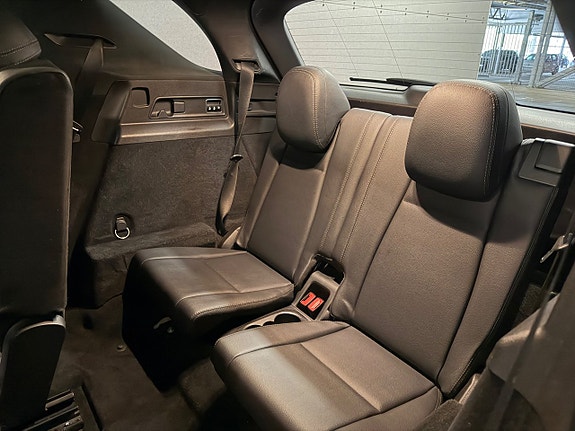 Mercedes-Benz GLE300 d 10 of 15