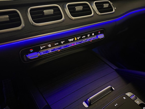 Mercedes-Benz GLE300 d 14 of 15