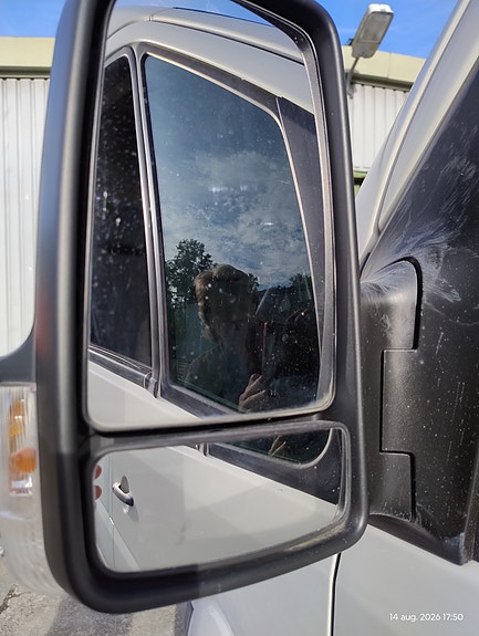 Volkswagen Crafter 35 12 of 28