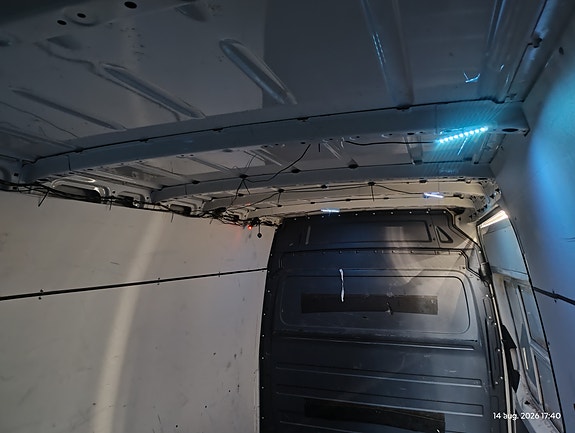 Volkswagen Crafter 35 19 of 28