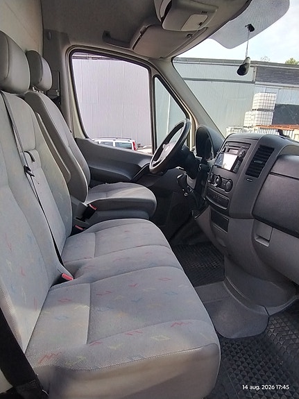 Volkswagen Crafter 35 21 of 28