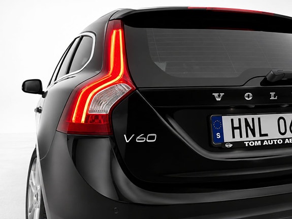 Volvo V60 3 of 28
