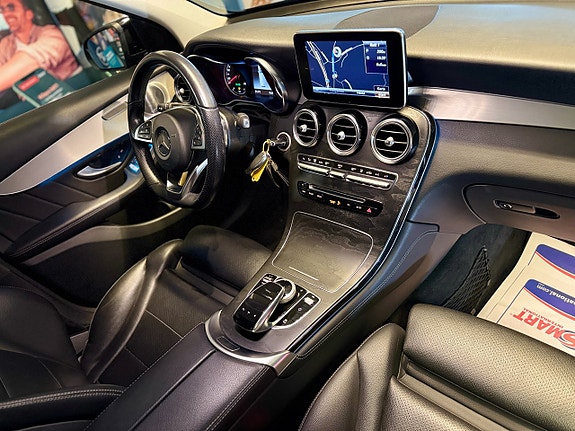 Mercedes-Benz GLC250 8 of 15