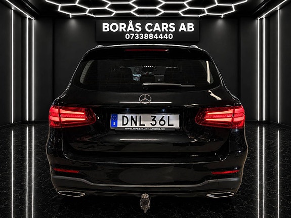 Mercedes-Benz GLC250 4 of 15