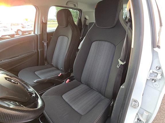 Renault Zoe 8 of 14