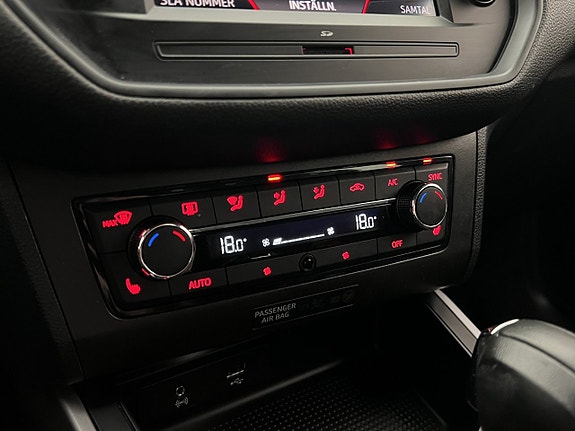 Seat Arona 25 of 30