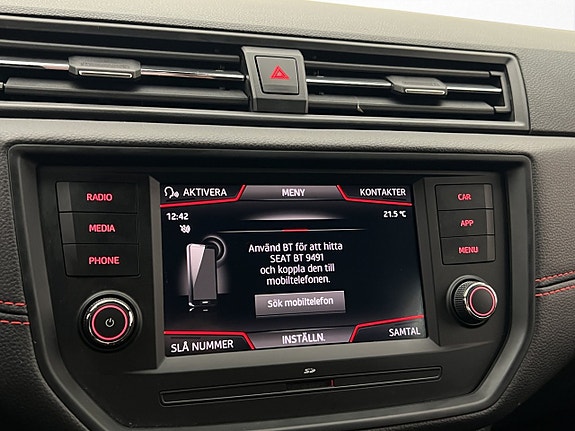 Seat Arona 22 of 30