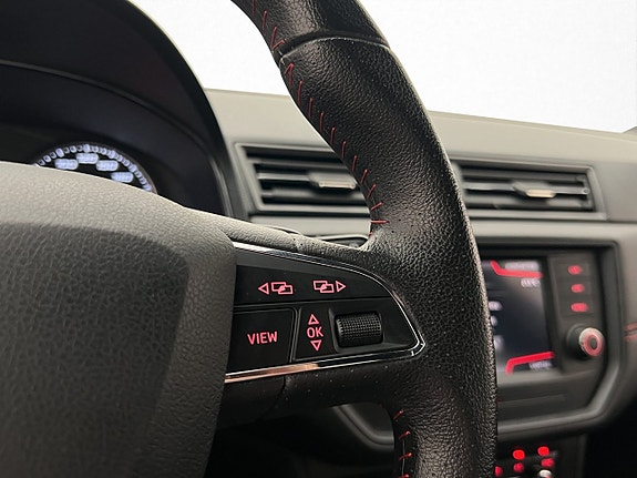 Seat Arona 19 of 30