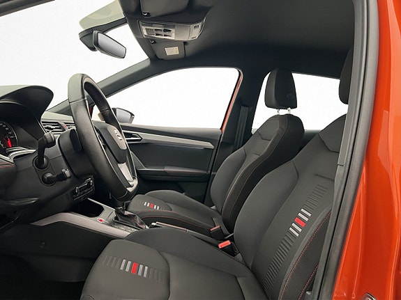 Seat Arona 12 of 30