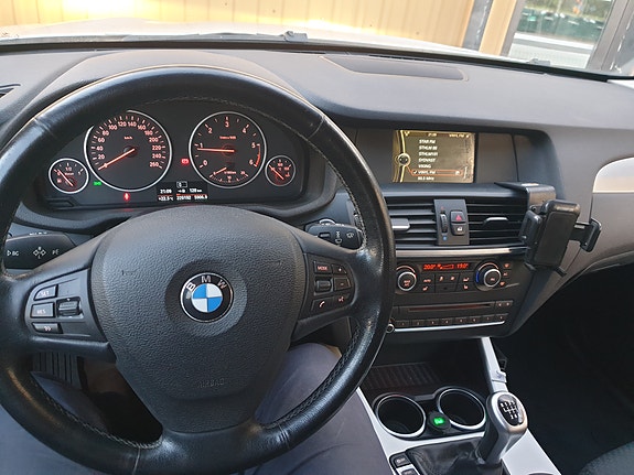 BMW X3 12 of 12