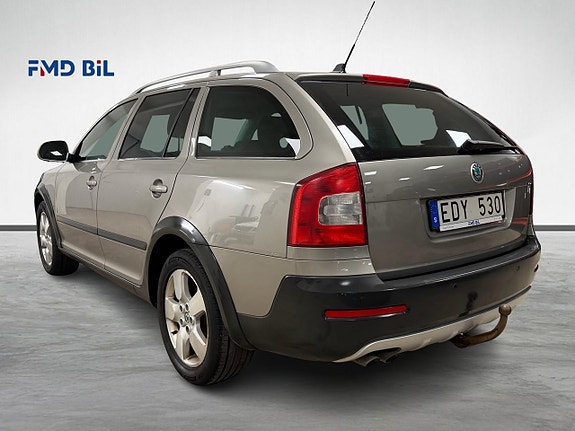 Skoda Octavia Scout 7 of 27