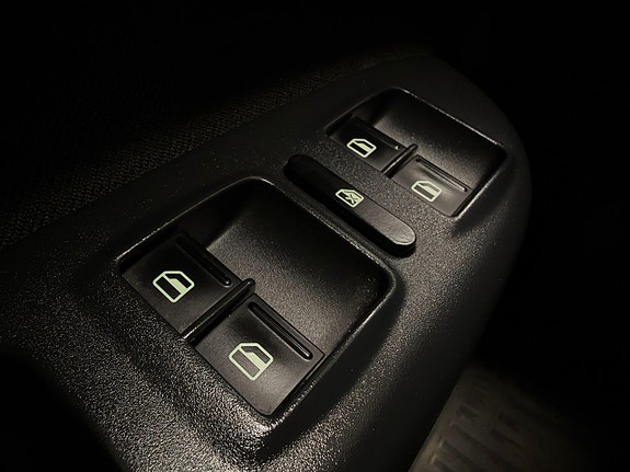 Skoda Octavia Scout 22 of 27