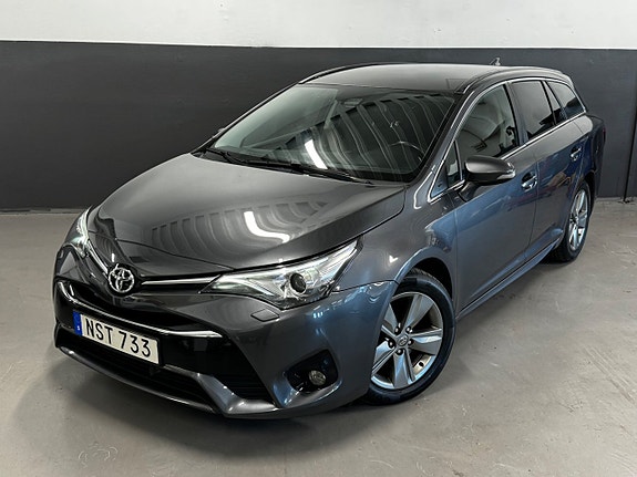 Toyota Avensis 5 of 30