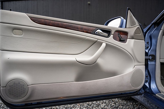 Mercedes-Benz CLK200 22 of 30