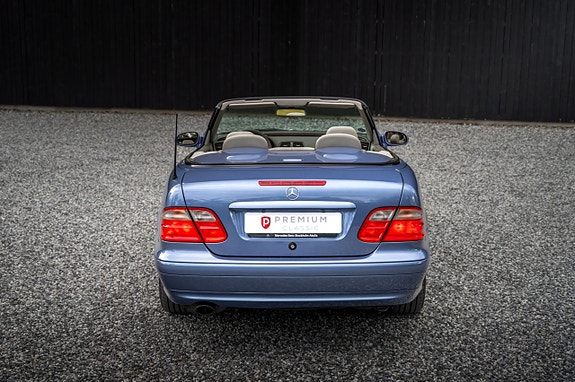 Mercedes-Benz CLK200 6 of 30