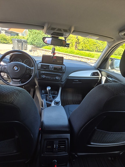 BMW 116i 9 of 11