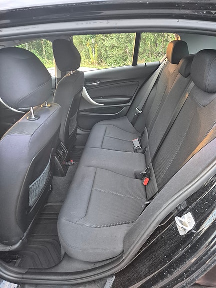 BMW 116i 6 of 11