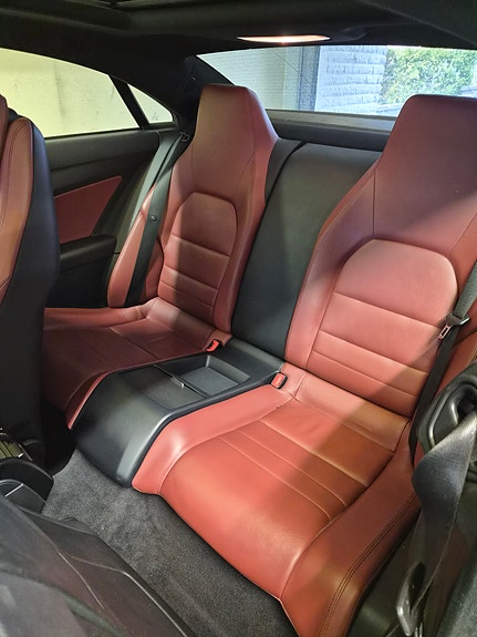 Mercedes-Benz E350 13 of 14