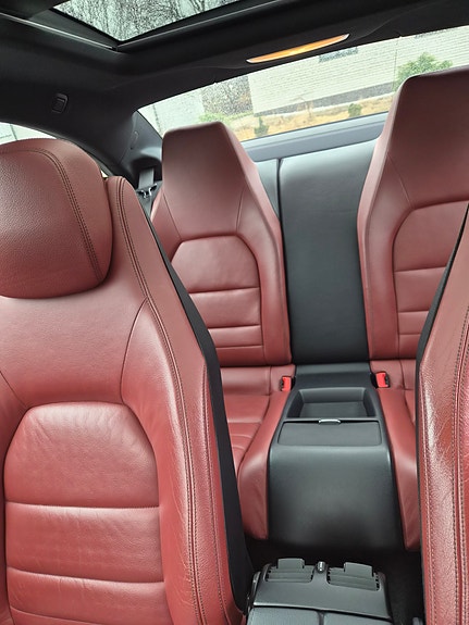 Mercedes-Benz E350 10 of 14