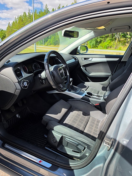 Audi A4 14 of 21