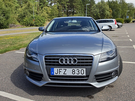 Audi A4 3 of 21