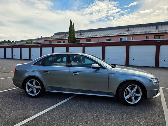 Audi A4 5 of 21