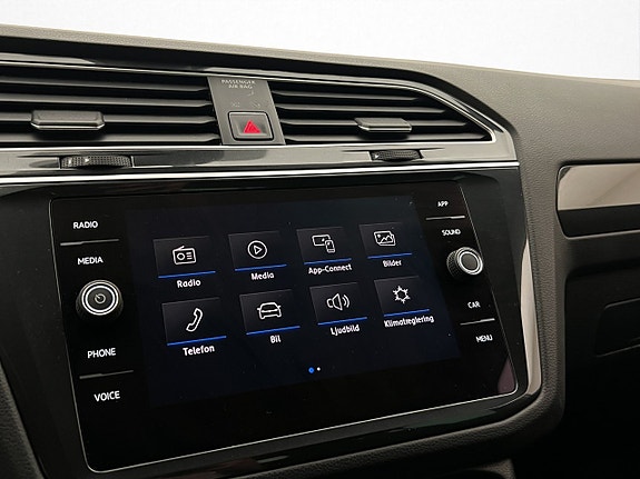 Volkswagen Tiguan 21 of 30