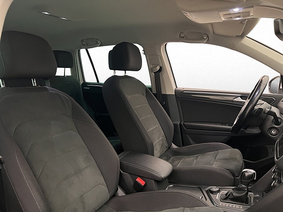 Volkswagen Tiguan 14 of 30
