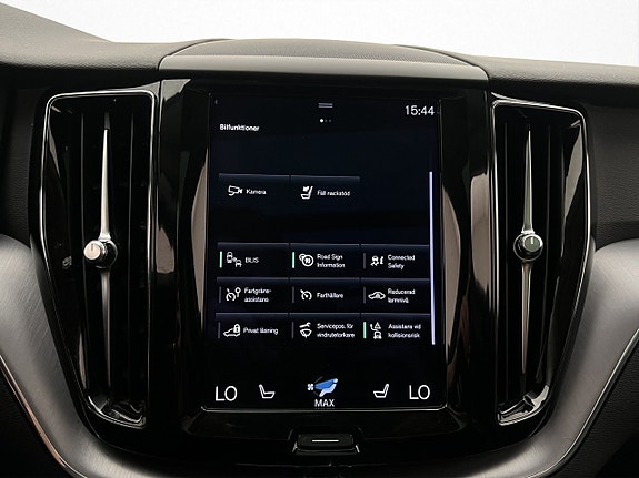 Volvo XC60 23 of 30