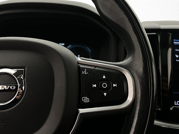 Volvo XC60 16 of 30