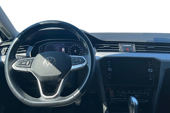 Volkswagen Passat 14 of 26