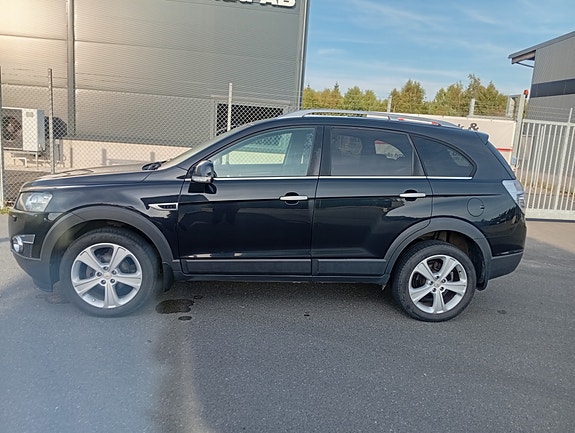 Chevrolet Captiva 2 of 12