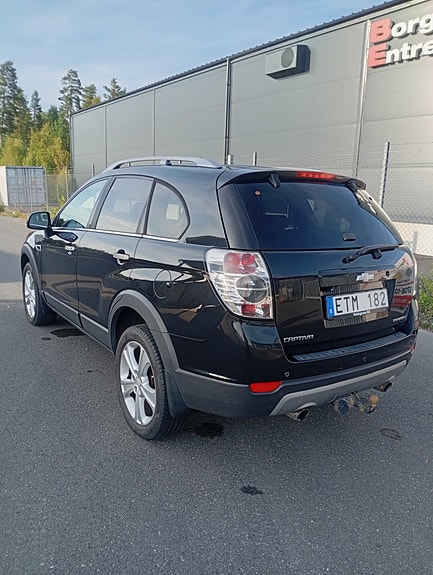 Chevrolet Captiva 3 of 12