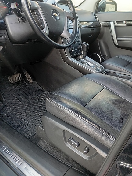 Chevrolet Captiva 7 of 12