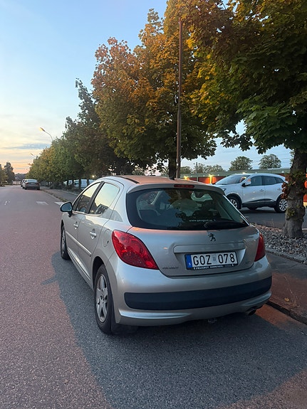 Peugeot 207 3 of 4