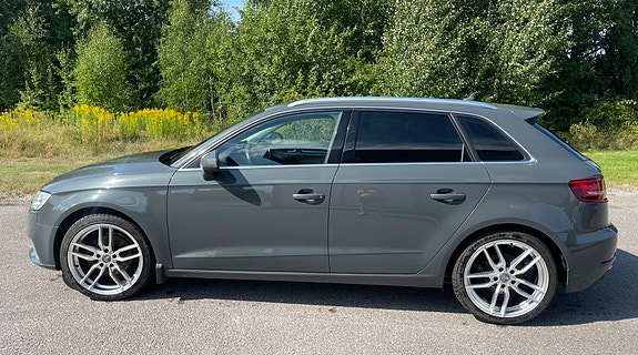 Audi A3 4 of 15