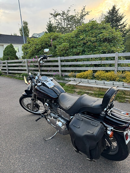 Harley-Davidson FXDWG Dyna Wide Glide 4 of 5