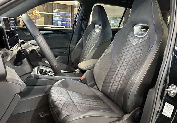 Volkswagen Tiguan 12 of 19